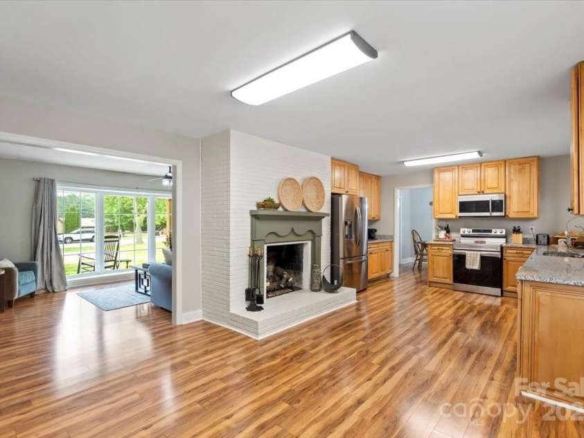 505 Melody Lane, Shelby, NC 28152.  MLS# CAR4266096, YatesRealty ID 22386. 