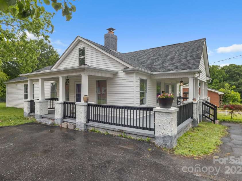 111 Church Street, Stanley, NC 28164.  MLS# CAR4260596, YatesRealty ID 22388. Recently power washed, Wrap-around porch.