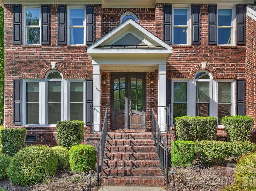 18320 Copeland Way, Davidson, NC 28036.  MLS# CAR4366806, YatesRealty ID 22388. 