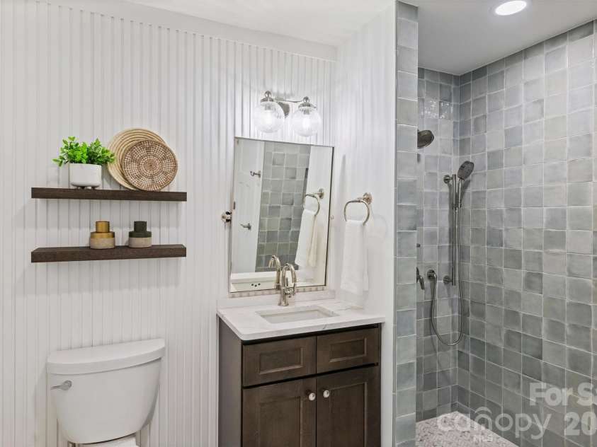 18320 Copeland Way, Davidson, NC 28036.  MLS# CAR4366806, YatesRealty ID 22388. 