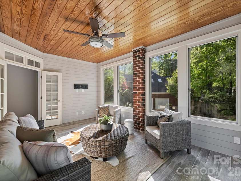 18320 Copeland Way, Davidson, NC 28036.  MLS# CAR4366806, YatesRealty ID 22388. 