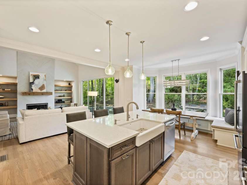 18320 Copeland Way, Davidson, NC 28036.  MLS# CAR4366806, YatesRealty ID 22388. 