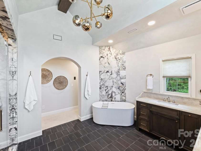 18320 Copeland Way, Davidson, NC 28036.  MLS# CAR4366806, YatesRealty ID 22388. 