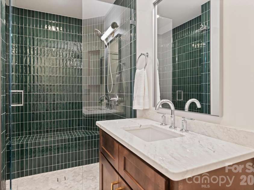 18320 Copeland Way, Davidson, NC 28036.  MLS# CAR4366806, YatesRealty ID 22388. 