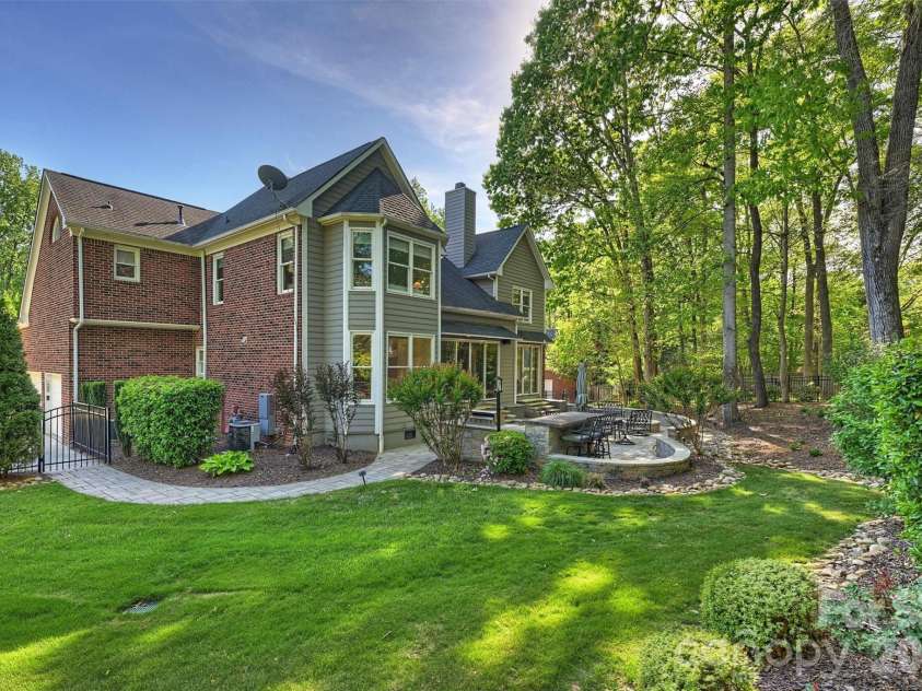 18320 Copeland Way, Davidson, NC 28036.  MLS# CAR4366806, YatesRealty ID 22388. 