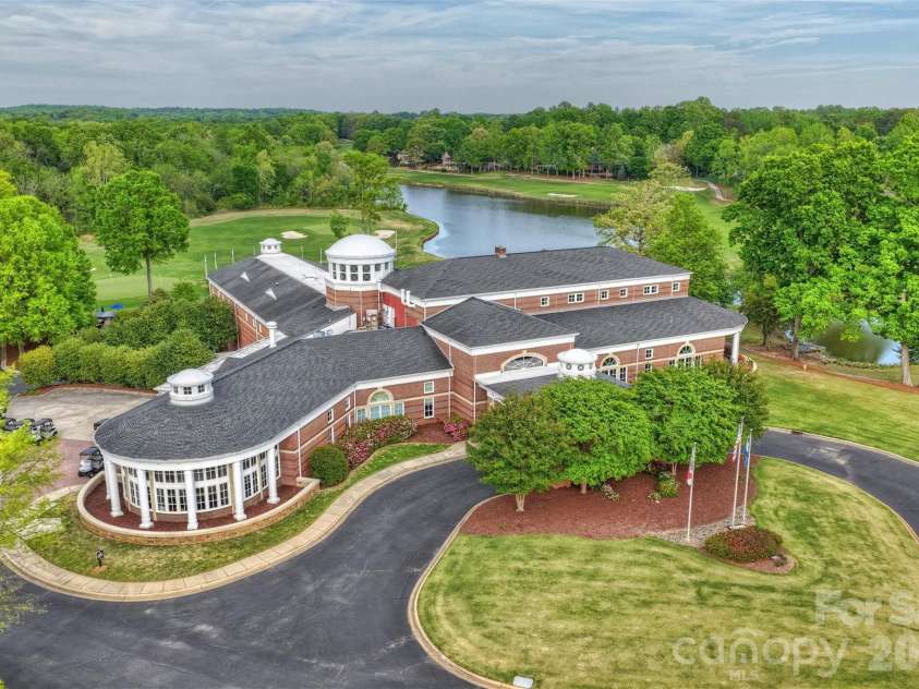 18320 Copeland Way, Davidson, NC 28036.  MLS# CAR4366806, YatesRealty ID 22388. 