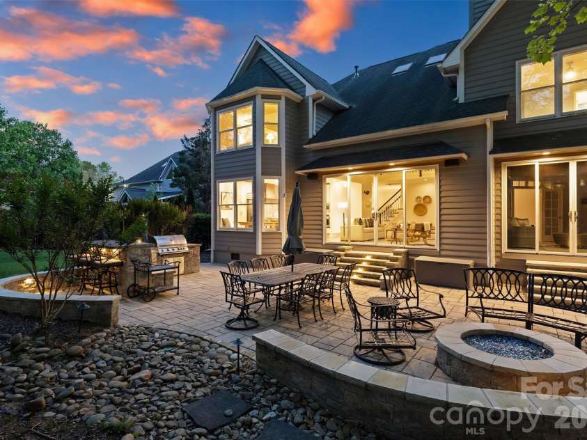 18320 Copeland Way, Davidson, NC 28036.  MLS# CAR4366806, YatesRealty ID 22388. 