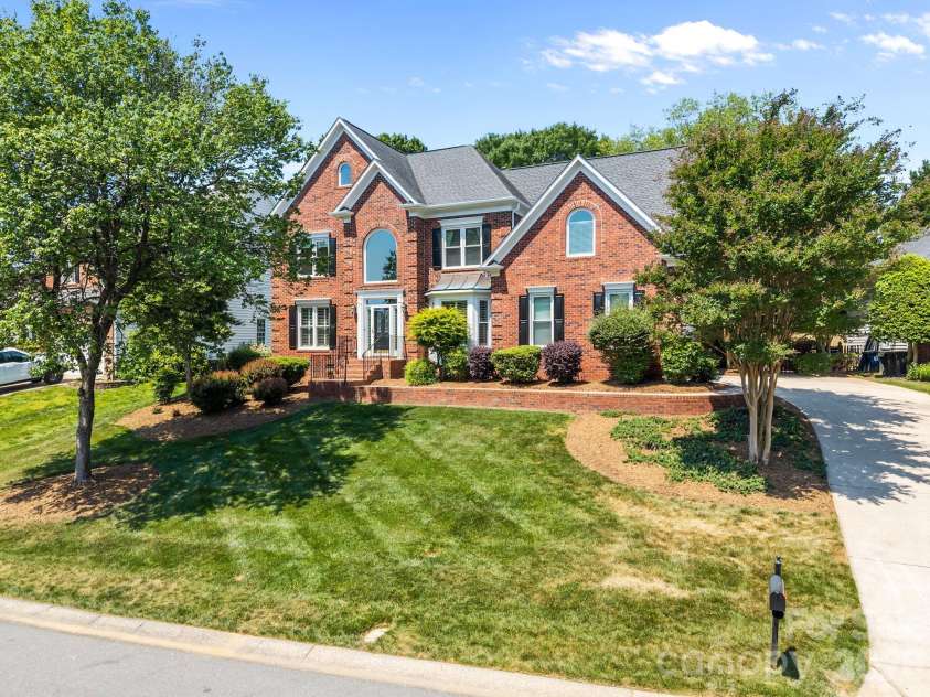 15540 Northstone Drive, Huntersville, NC 28078.  MLS# CAR4374469, YatesRealty ID 22389. 