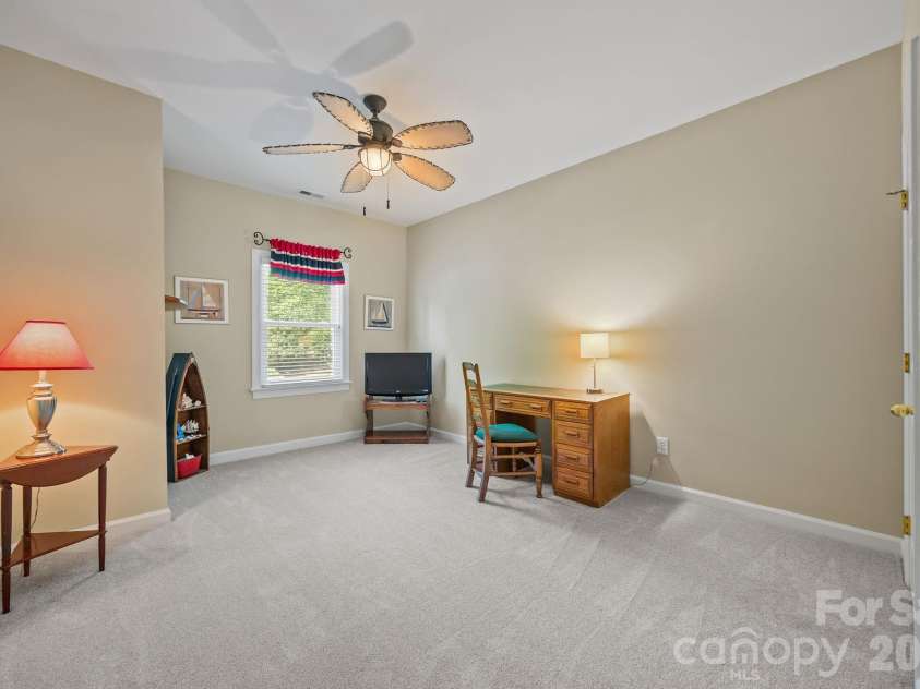 15540 Northstone Drive, Huntersville, NC 28078.  MLS# CAR4374469, YatesRealty ID 22389. 