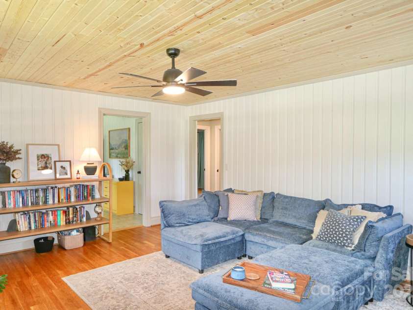 4225 US Highway 21 Highway, Hamptonville, NC 27070.  MLS# CAR4274597, YatesRealty ID 22389. 