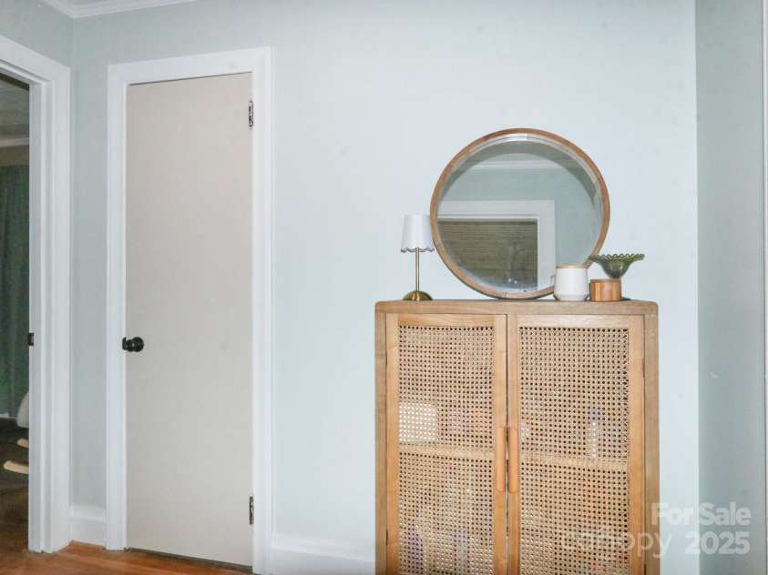 4225 US Highway 21 Highway, Hamptonville, NC 27070.  MLS# CAR4274597, YatesRealty ID 22389. 