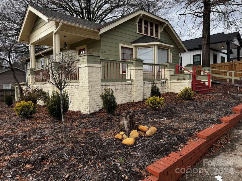 526 Mulberry Street, Lenoir, NC 28645.  MLS# CAR4207863, YatesRealty ID 2239. 