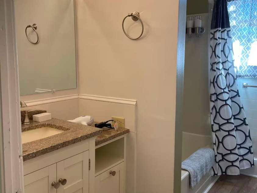 526 Mulberry Street, Lenoir, NC 28645.  MLS# CAR4207863, YatesRealty ID 2239. 