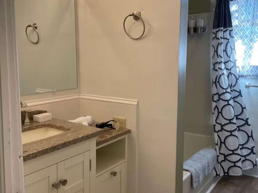 526 Mulberry Street, Lenoir, NC 28645.  MLS# CAR4207863, YatesRealty ID 2239. 