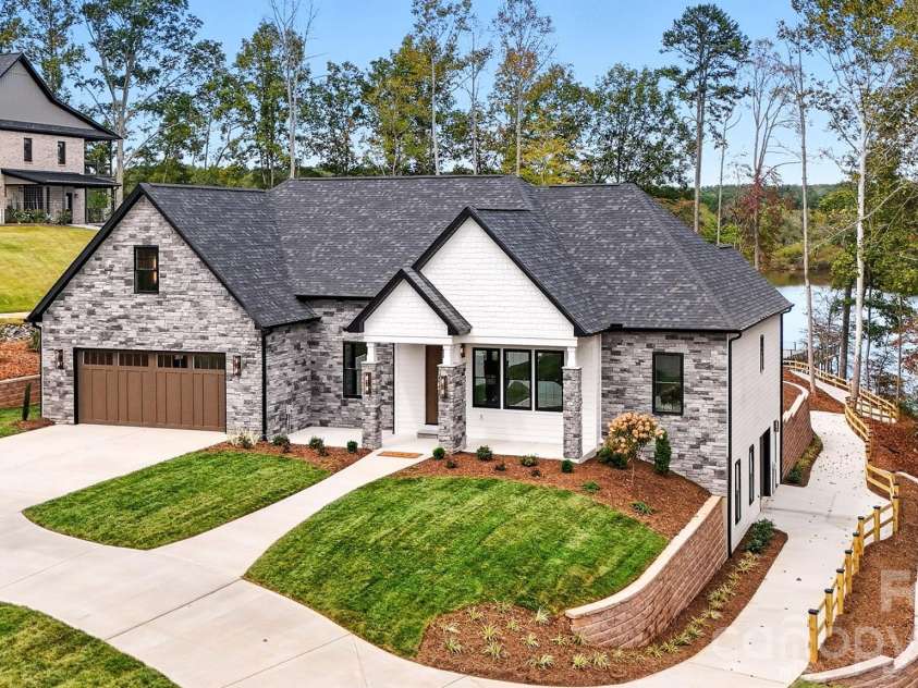 5764 Lake Pointe Drive, Granite Falls, NC 28630.  MLS# CAR4311862, YatesRealty ID 2239. 