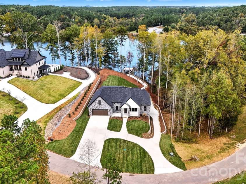 5764 Lake Pointe Drive, Granite Falls, NC 28630.  MLS# CAR4311862, YatesRealty ID 2239. 