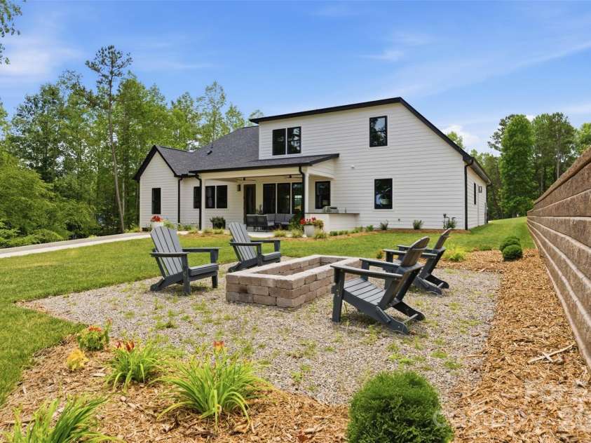 5764 Lake Pointe Drive, Granite Falls, NC 28630.  MLS# CAR4391661, YatesRealty ID 2239. 