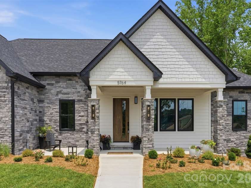 5764 Lake Pointe Drive, Granite Falls, NC 28630.  MLS# CAR4391661, YatesRealty ID 2239. 