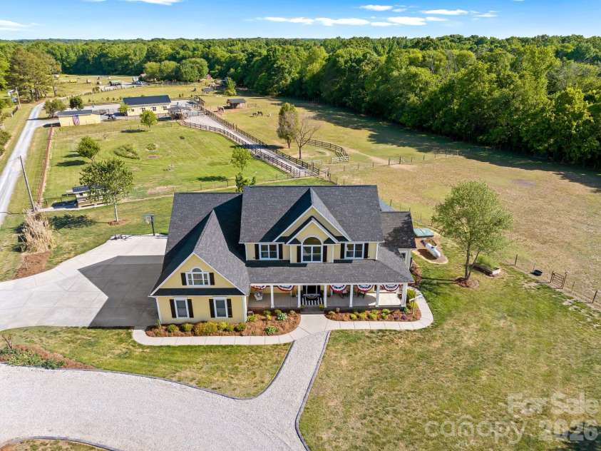 417 Clontz Road, Indian Trail, NC 28079.  MLS# CAR4378303, YatesRealty ID 22390. 