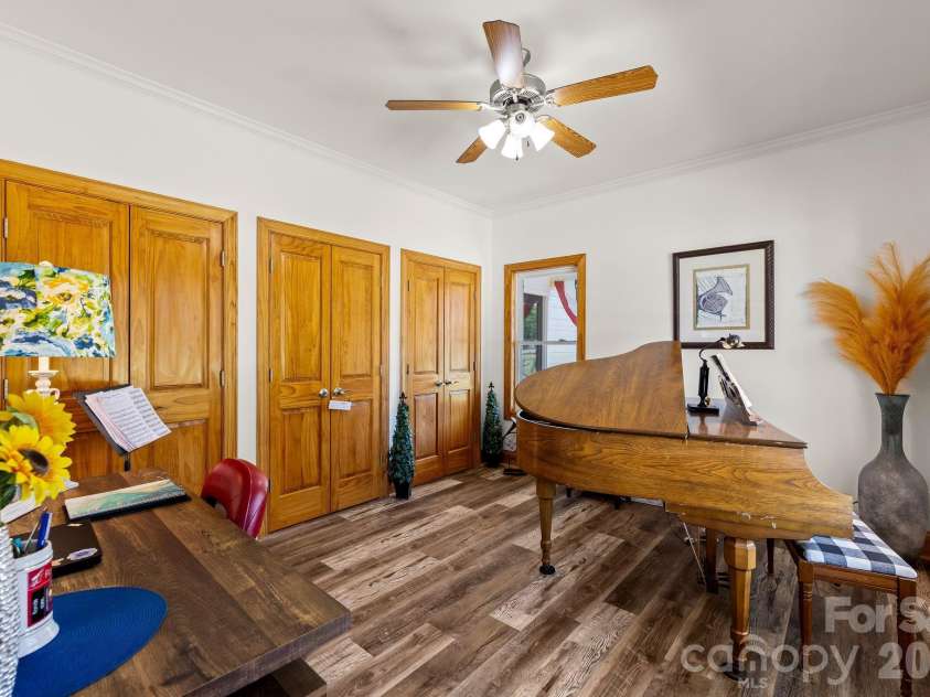 417 Clontz Road, Indian Trail, NC 28079.  MLS# CAR4378303, YatesRealty ID 22390. 