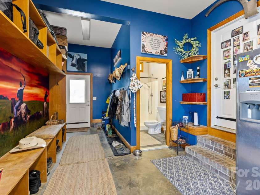 417 Clontz Road, Indian Trail, NC 28079.  MLS# CAR4378303, YatesRealty ID 22390. 