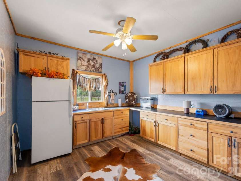 417 Clontz Road, Indian Trail, NC 28079.  MLS# CAR4378303, YatesRealty ID 22390. 