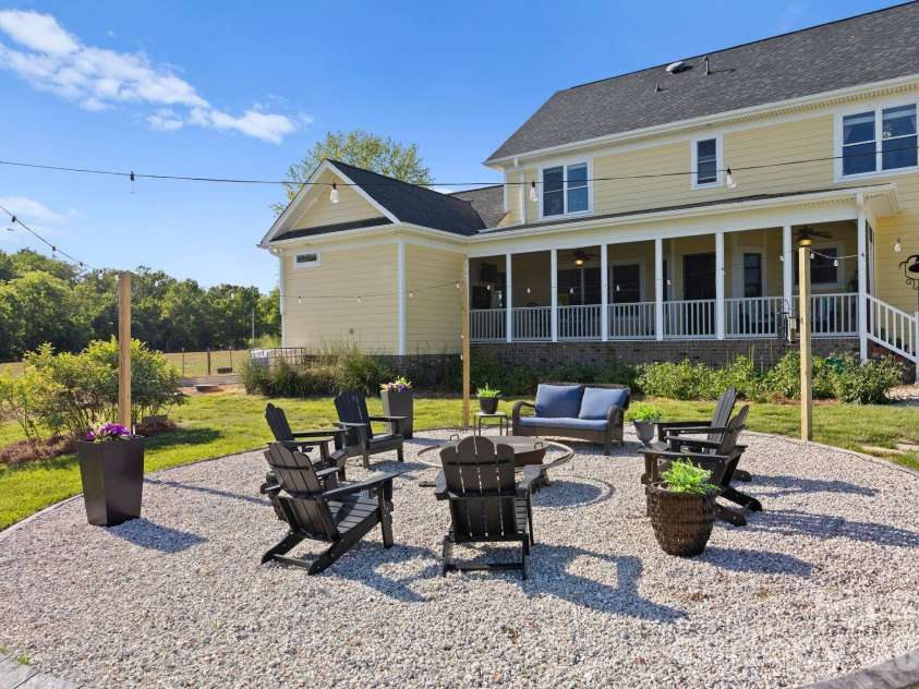 417 Clontz Road, Indian Trail, NC 28079.  MLS# CAR4378303, YatesRealty ID 22390. 