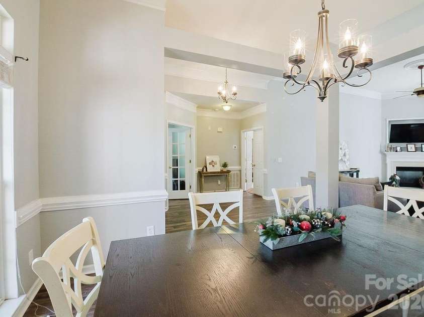 574 Surry Trace Circle, Concord, NC 28027.  MLS# CAR4379638, YatesRealty ID 22392. 