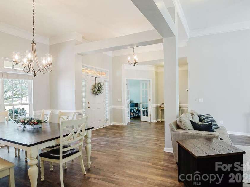 574 Surry Trace Circle, Concord, NC 28027.  MLS# CAR4379638, YatesRealty ID 22392. 