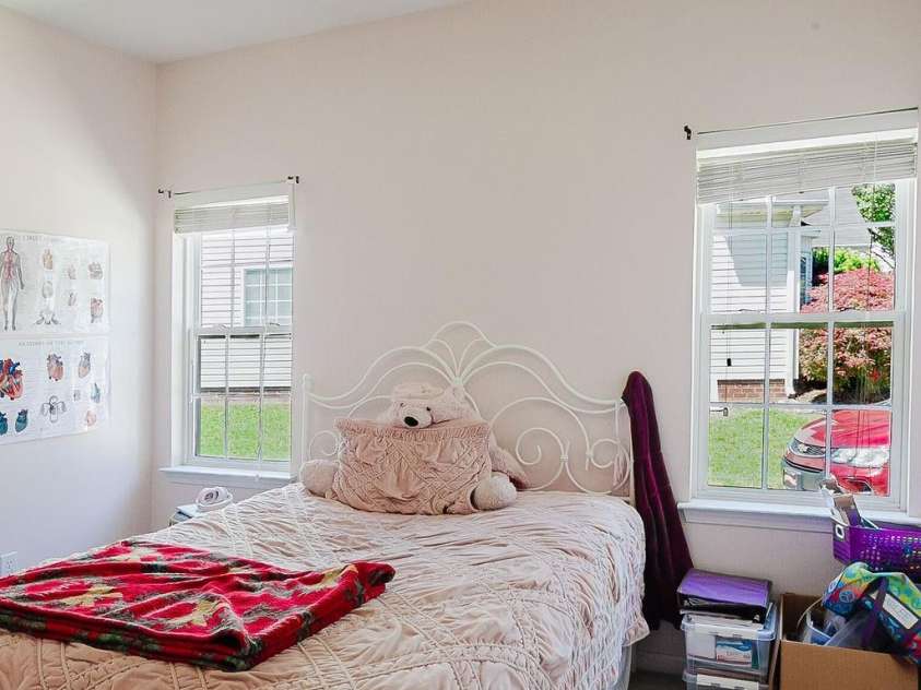 574 Surry Trace Circle, Concord, NC 28027.  MLS# CAR4379638, YatesRealty ID 22392. 