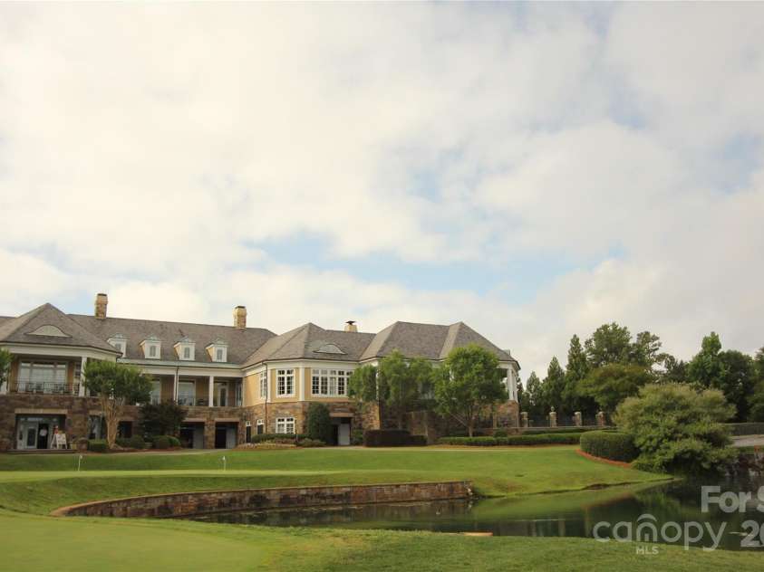 15009 Fanning Manor Court, Charlotte, NC 28277.  MLS# CAR4272630, YatesRealty ID 22393. BCC Golf course- Avail w/Membership.  Trails, playgrounds, sportcourts- part of Neighborhood and open to all residents.