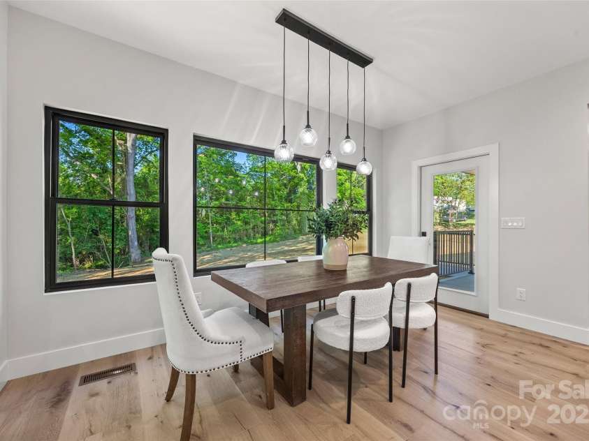 1 Linestowe Drive, Belmont, NC 28012.  MLS# CAR4305443, YatesRealty ID 22394. 