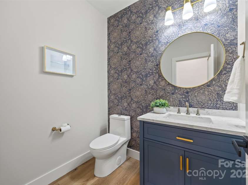 1 Linestowe Drive, Belmont, NC 28012.  MLS# CAR4305443, YatesRealty ID 22394. 