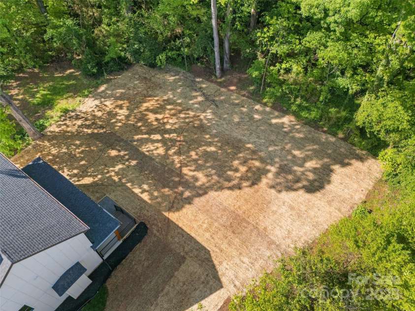 1 Linestowe Drive, Belmont, NC 28012.  MLS# CAR4305443, YatesRealty ID 22394. 