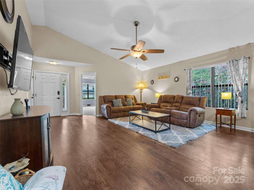 100 Tarragon Place, Flat Rock, NC 28731.  MLS# CAR4263342, YatesRealty ID 22395. 