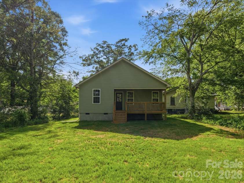 311 Clegg Street, Shelby, NC 42379.  MLS# CAR4375170, YatesRealty ID 22396. 