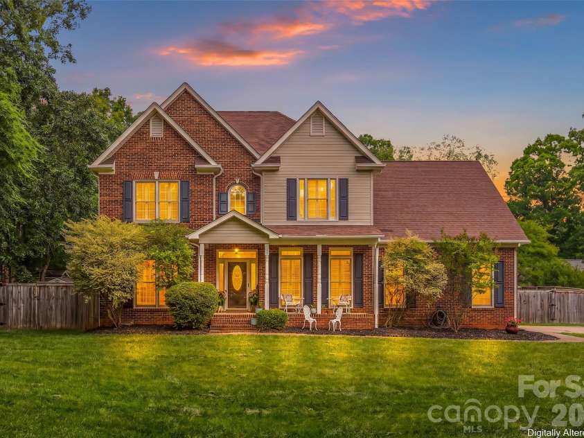 1305 Mill Race Lane, Matthews, NC 28104.  MLS# CAR4379571, YatesRealty ID 22399. Welcome to Stevens Mill
