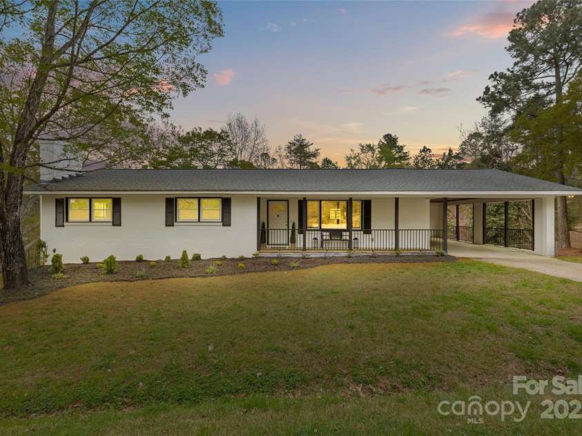 1614 Fieldbrook Road, Rock Hill, SC 29732.  MLS# CAR4233158, YatesRealty ID 22399. 