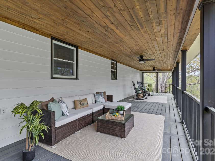 1614 Fieldbrook Road, Rock Hill, SC 29732.  MLS# CAR4233158, YatesRealty ID 22399. 