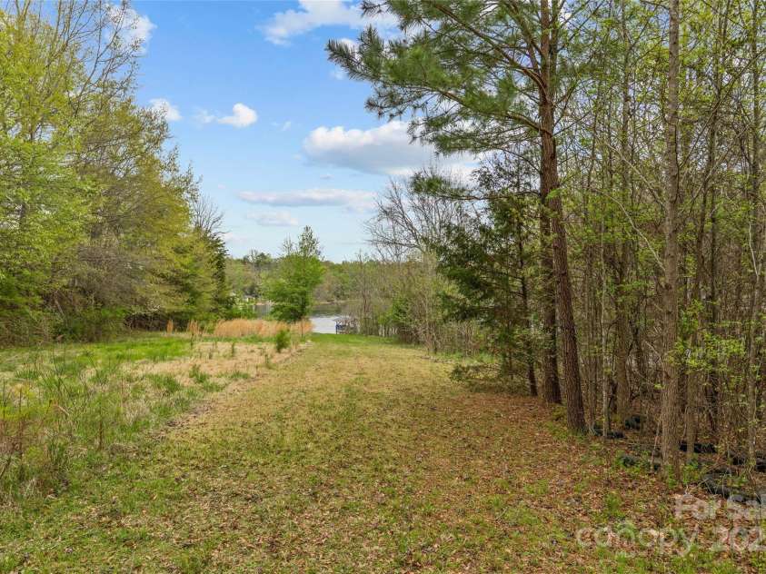 1614 Fieldbrook Road, Rock Hill, SC 29732.  MLS# CAR4233158, YatesRealty ID 22399. 