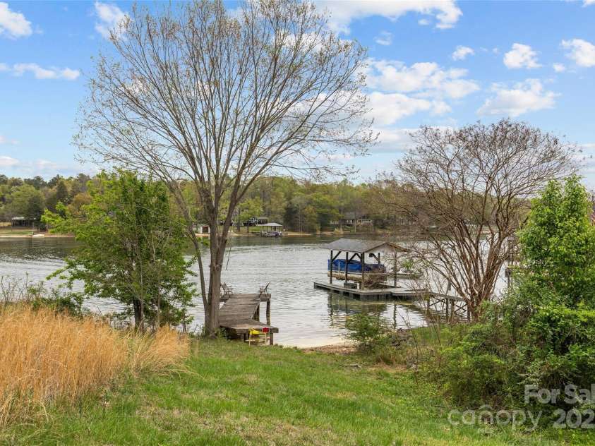 1614 Fieldbrook Road, Rock Hill, SC 29732.  MLS# CAR4233158, YatesRealty ID 22399. 