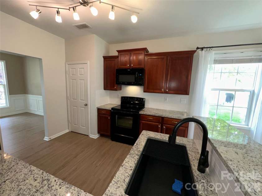 6102 Firethorne Lane, Concord, NC 28025.  MLS# CAR4377284, YatesRealty ID 22400. 
