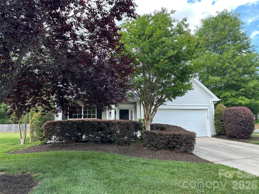 6102 Firethorne Lane, Concord, NC 28025.  MLS# CAR4377284, YatesRealty ID 22400. 