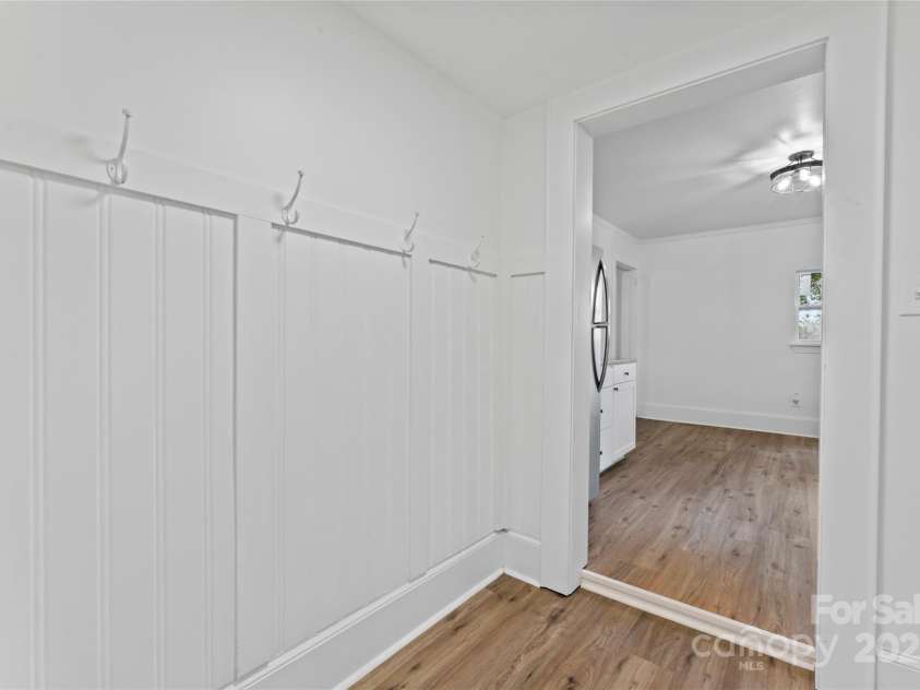 118 Cabarrus Avenue, Concord, NC 28025.  MLS# CAR4259694, YatesRealty ID 22401. 