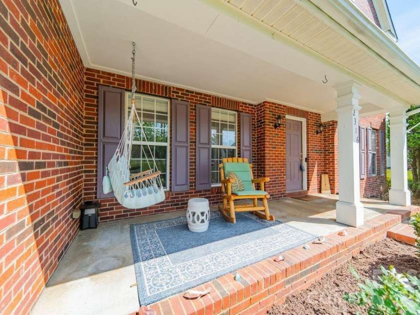 2316 Heath Lake Drive, Mint Hill, NC 28227.  MLS# CAR4371417, YatesRealty ID 22401. 