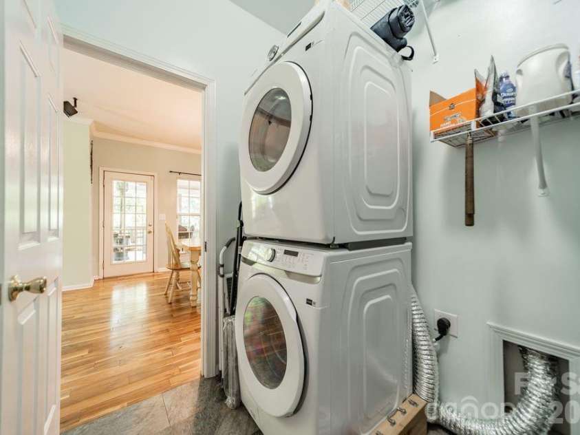 2316 Heath Lake Drive, Mint Hill, NC 28227.  MLS# CAR4371417, YatesRealty ID 22401. 