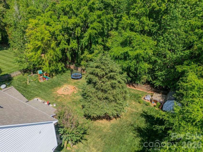 2316 Heath Lake Drive, Mint Hill, NC 28227.  MLS# CAR4371417, YatesRealty ID 22401. 