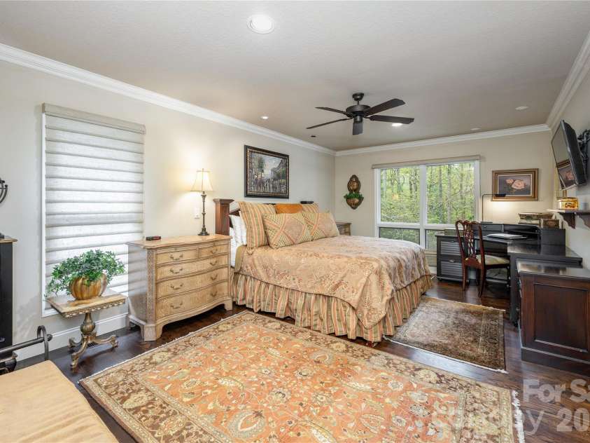 508 Cobblestone Lane, Flat Rock, NC 28731.  MLS# CAR4368630, YatesRealty ID 22402. 