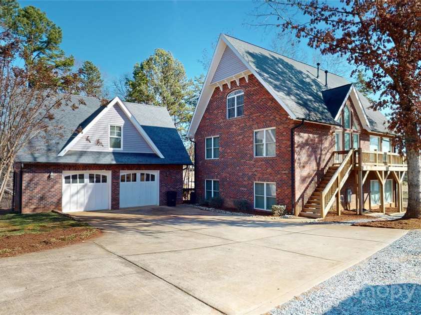 22970 Lake Tillery Road, Albemarle, NC 28001.  MLS# CAR4239926, YatesRealty ID 22403. 