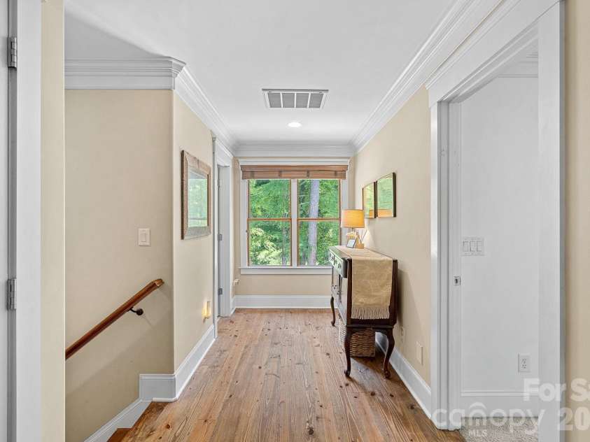 236 Tuskarora Trail, Mooresville, NC 28117.  MLS# CAR4370396, YatesRealty ID 22403. 